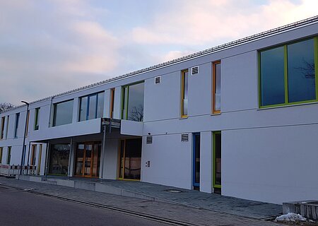 Neuer Kindergarten Monheim Außenansicht