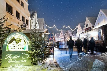 Herzlich Willkommen am Monheimer Weihnachtsmarkt