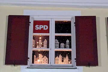 11 Adventskalender-Fenster 2024 - SPD