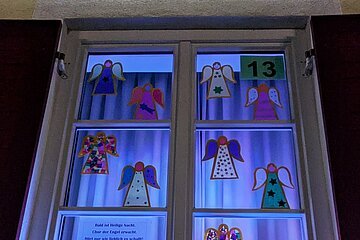 13 Adventskalender-Fenster 2024 - Kinderchor Liederkranz