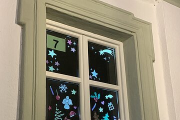 7 Adventskalender-Fenster 2024 - evang. Kirchengemeinde