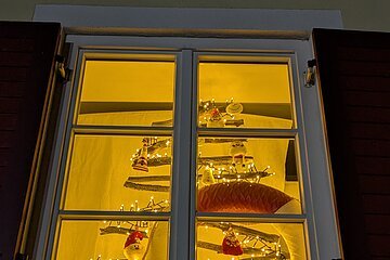 16 Adventskalender-Fenster 2024 - Wasserwacht